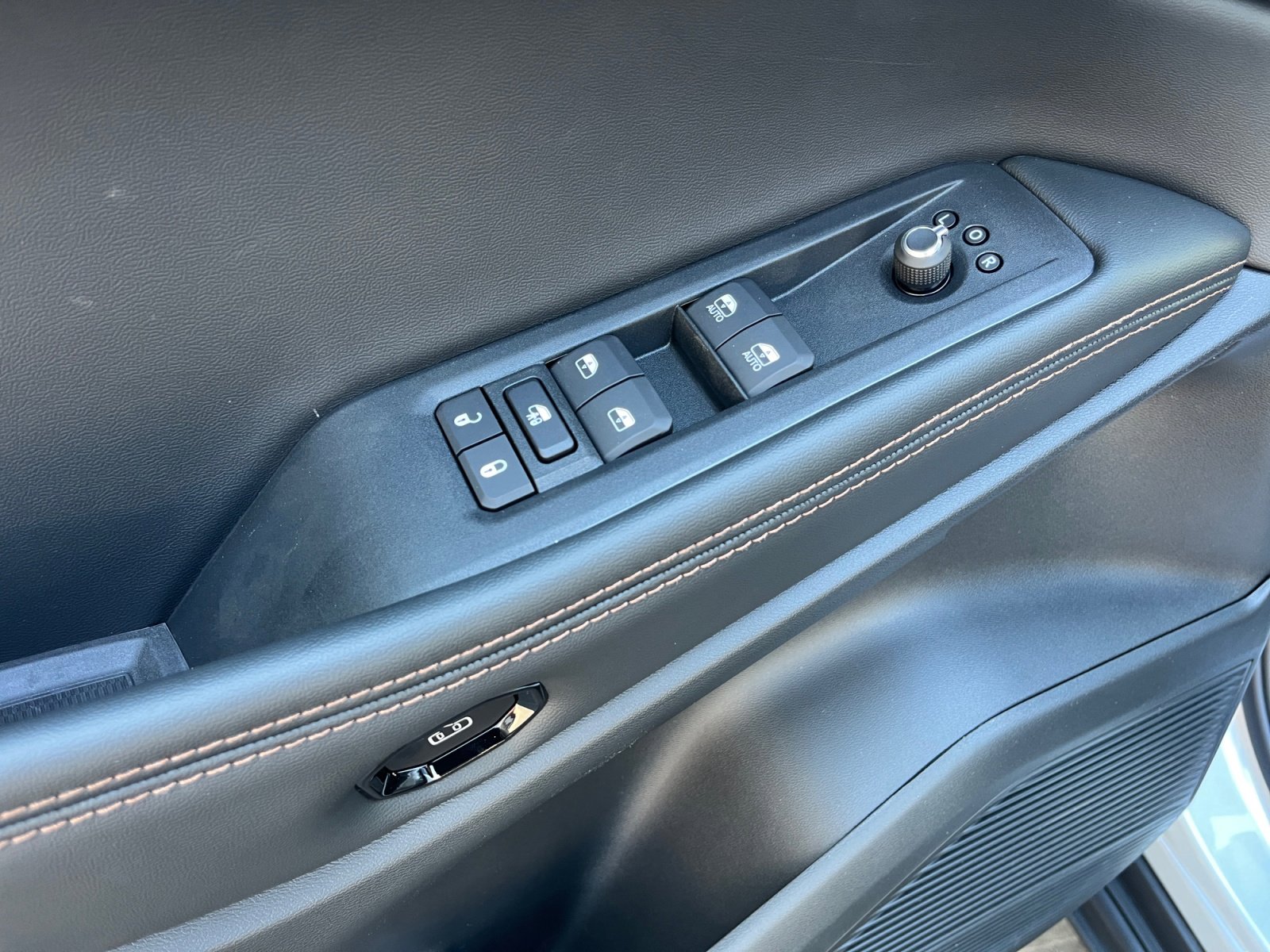 New 2026 Jeep Cherokee Limited AWD/4WD image 14
