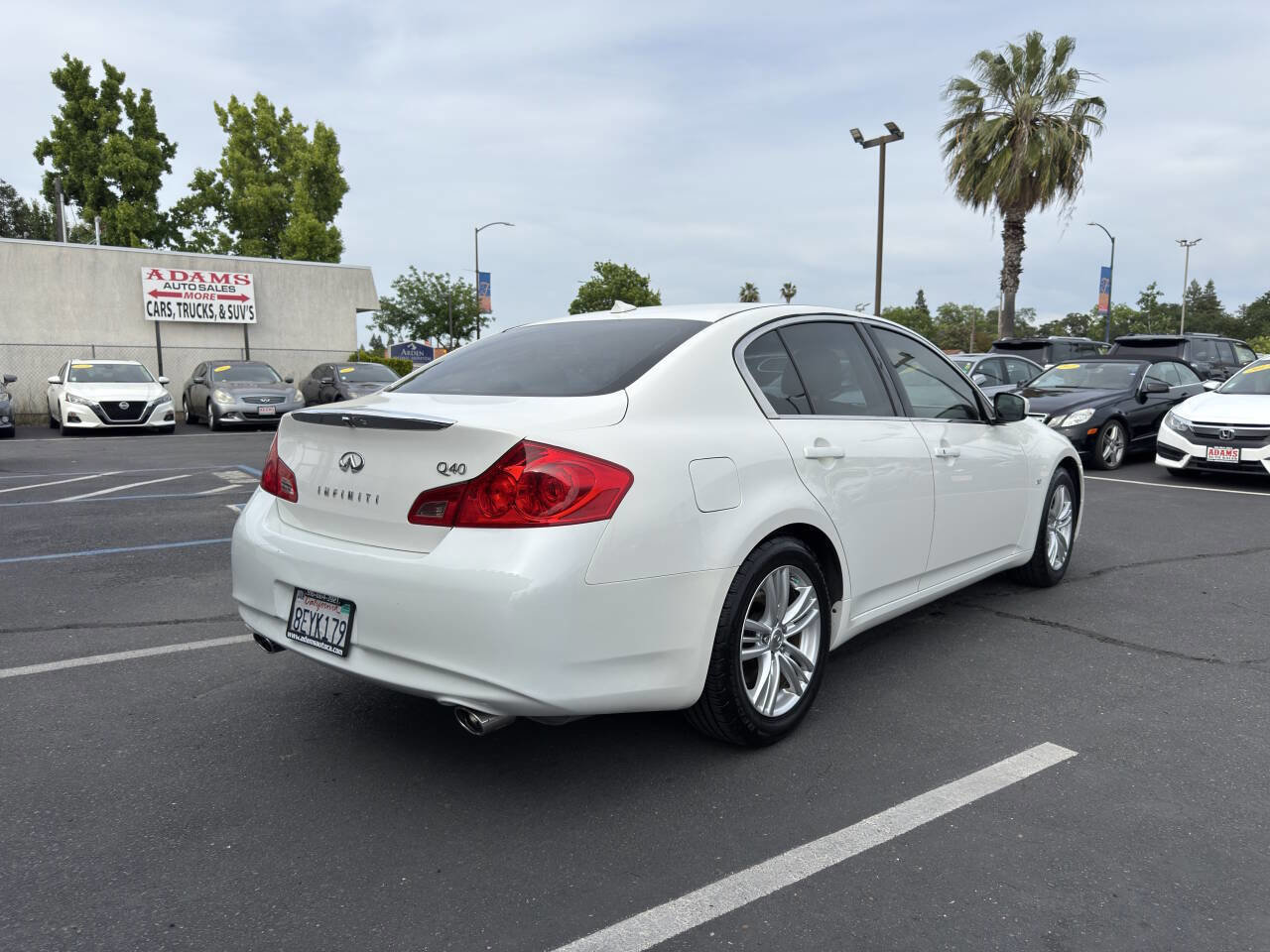 Used 2015 INFINITI Q40 RWD image 3
