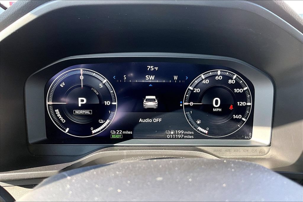 Used 2024 Mitsubishi Outlander 4WD Plug-In Hybrid image 20