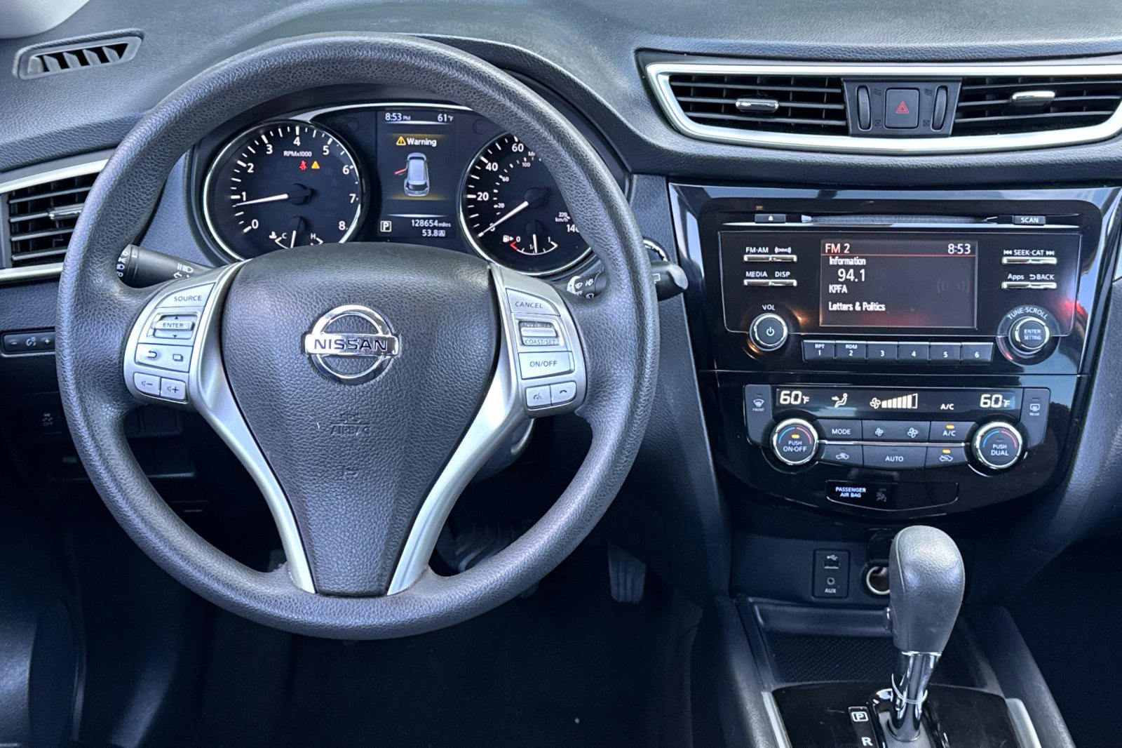 Used 2016 Nissan Rogue SV FWD image 13