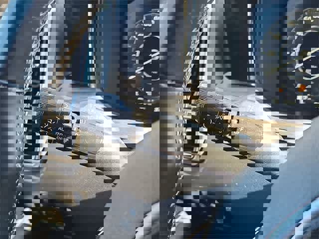 Used 2021 Kia Sorento SX Prestige image 28