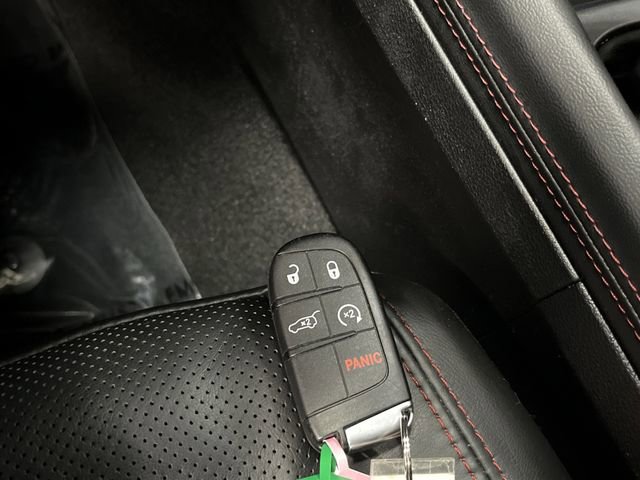 Used 2025 Dodge Durango R/T image 31