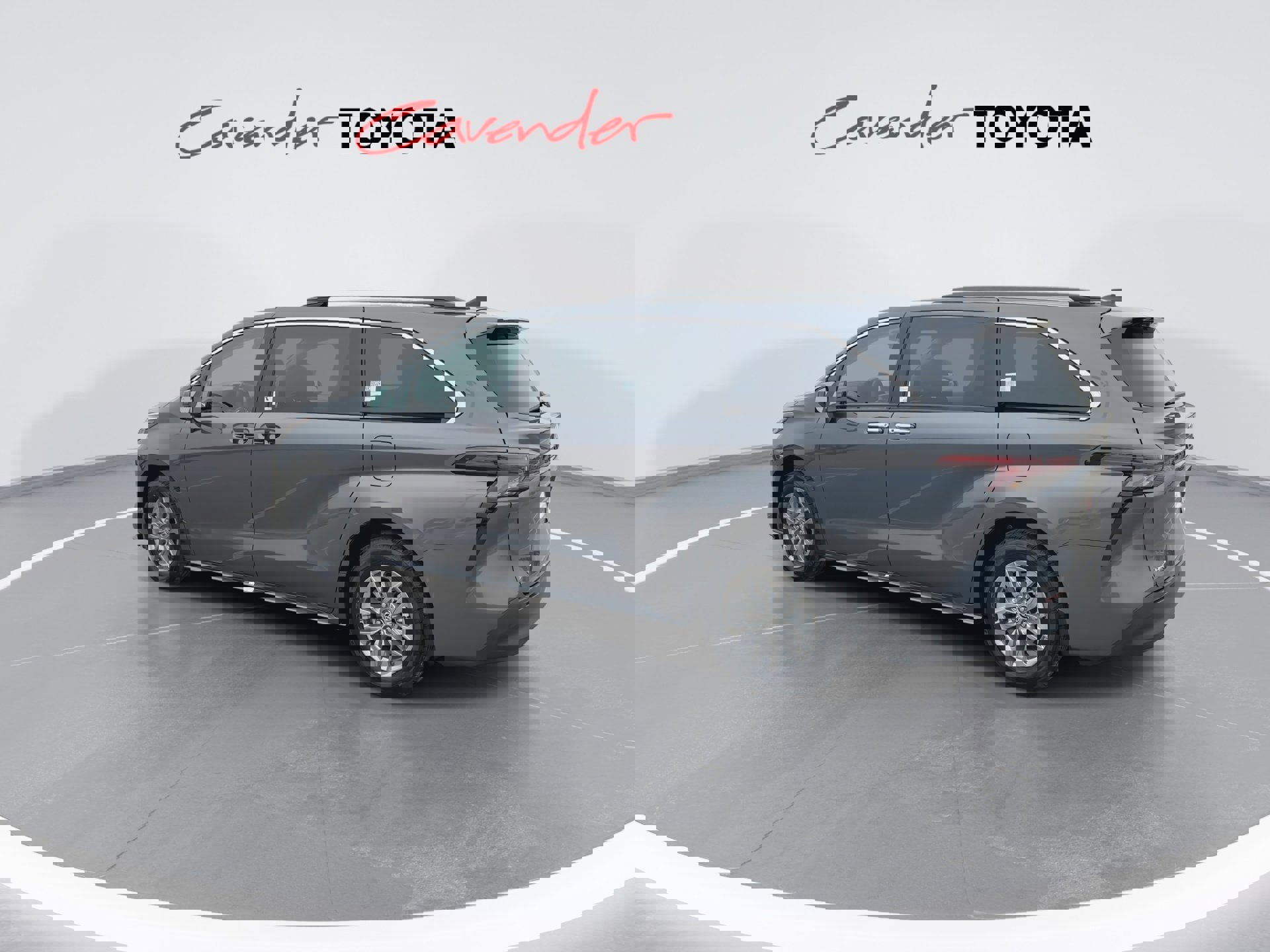 Certified 2025 Toyota Sienna XLE image 6