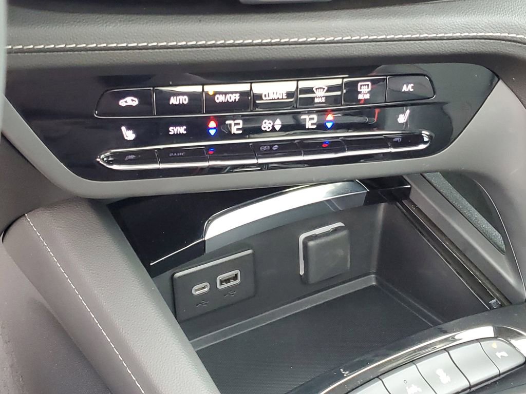 Certified 2023 Buick Envision Essence w/ Sport Touring Package FWD image 19