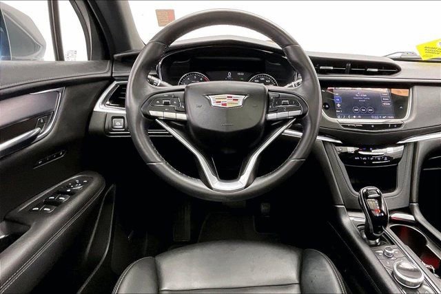 Used 2021 Cadillac XT6 Luxury FWD image 4