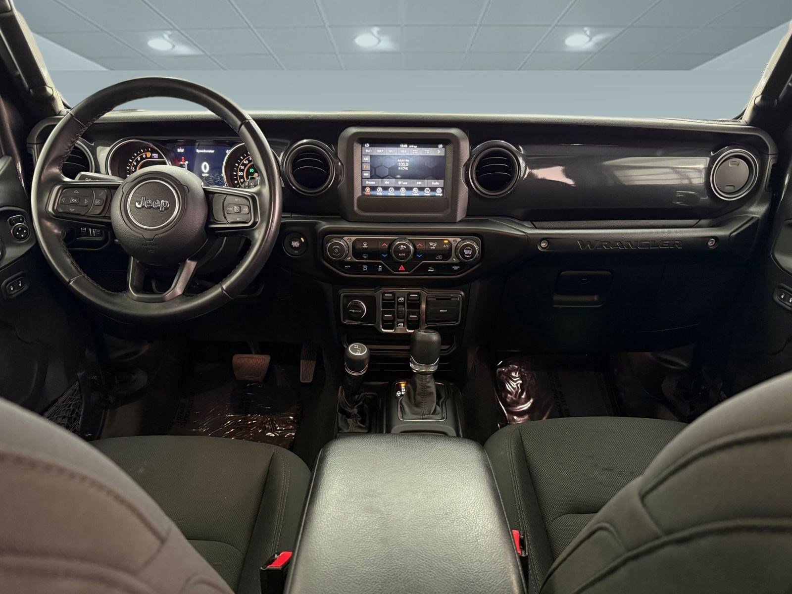 Used 2022 Jeep Wrangler Unlimited Sport AWD/4WD image 13