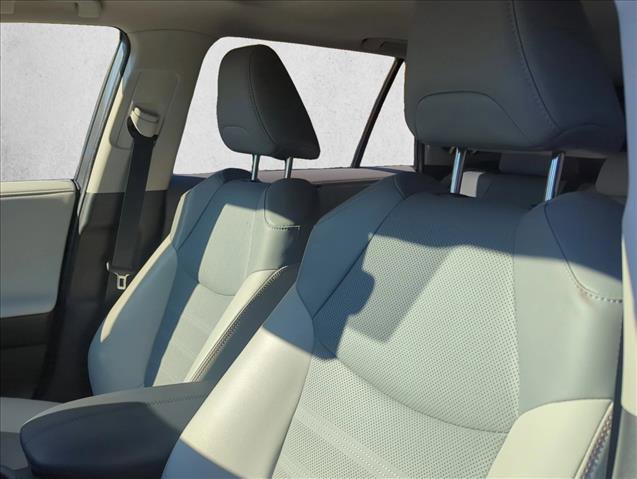 Used 2023 Toyota RAV4 Limited image 10