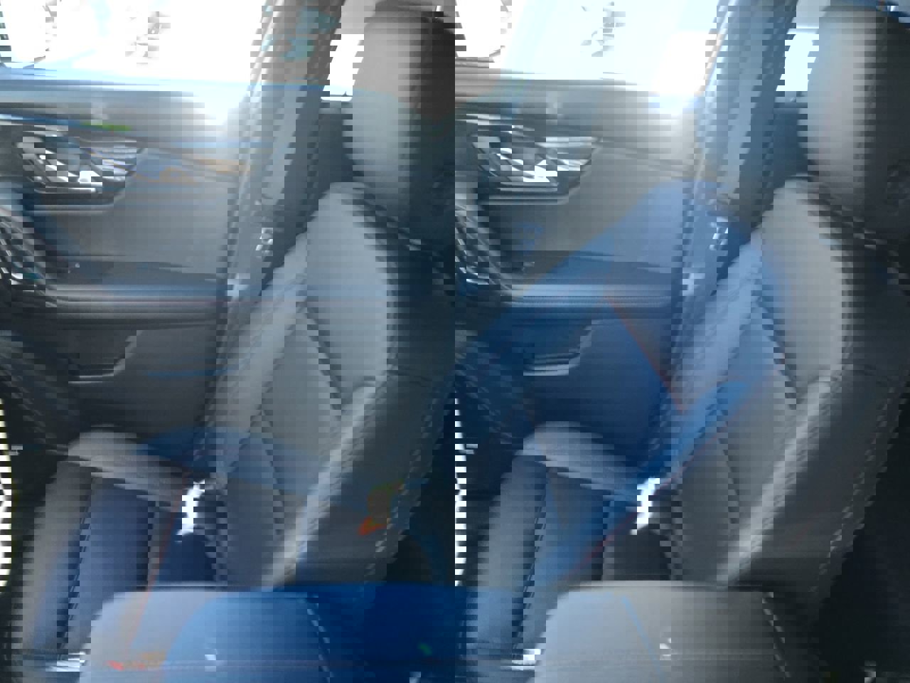 Used 2022 Chevrolet Blazer RS w/ Enhanced Convenience Package image 18