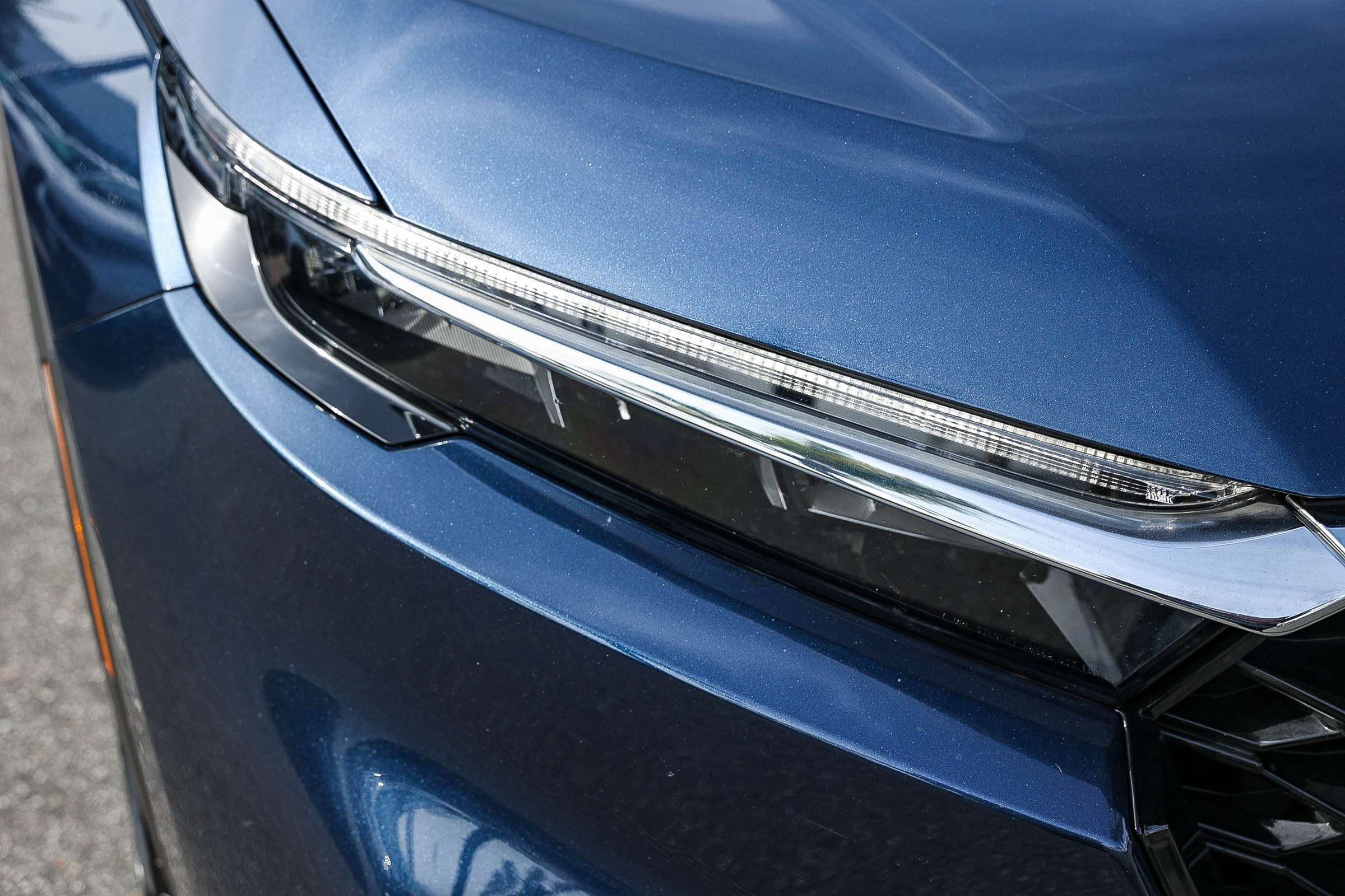 Used 2025 Honda CR-V EX-L image 13