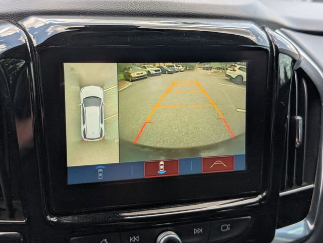 Used 2018 Chevrolet Traverse Premier w/ Driver Confidence II Package FWD image 20