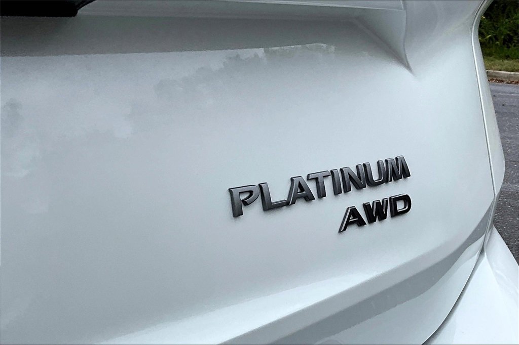 New 2026 Nissan Rogue Platinum image 8