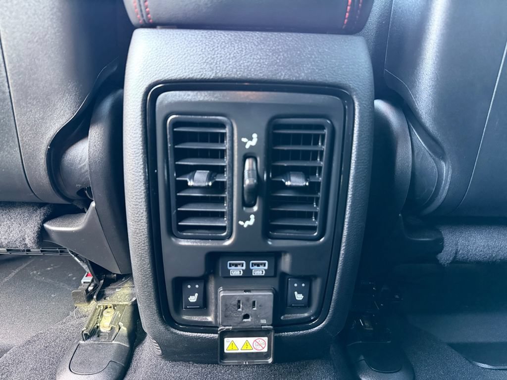 Used 2023 Dodge Durango R/T AWD/4WD image 19