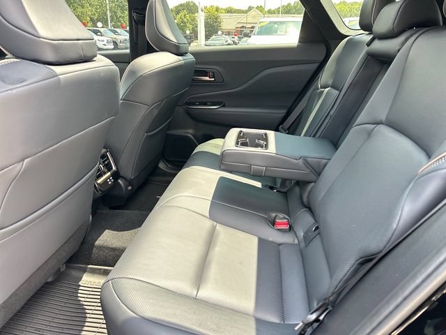 Used 2026 Toyota Crown Signia AWD/4WD image 12