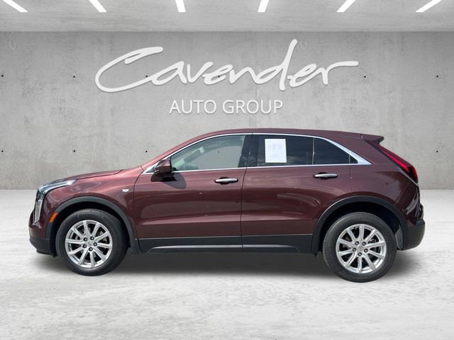 Used 2023 Cadillac XT4 Luxury w/ Cold Weather Package FWD image 16