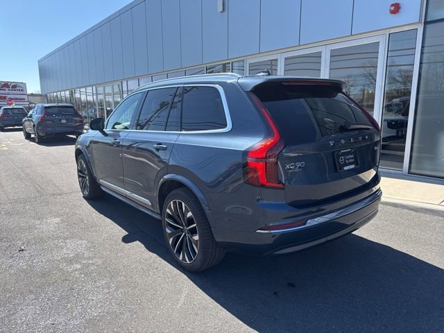 Certified 2025 Volvo XC90 B6 Plus image 3
