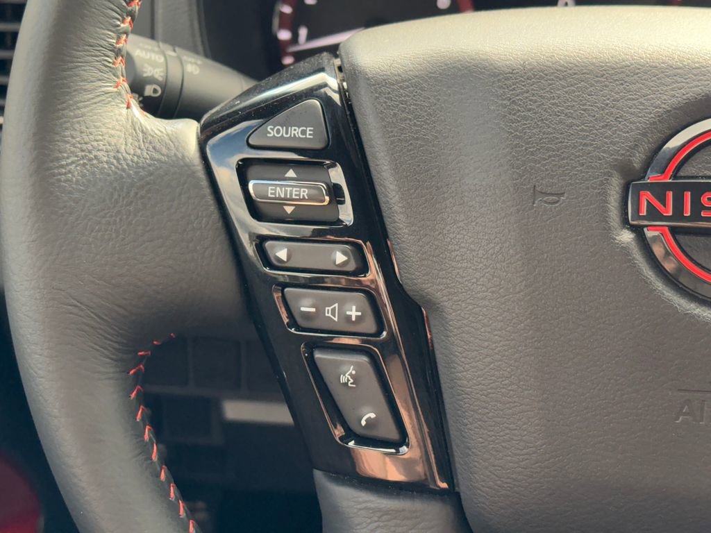 Used 2024 Nissan Frontier Pro-X w/ Technology Package RWD image 12