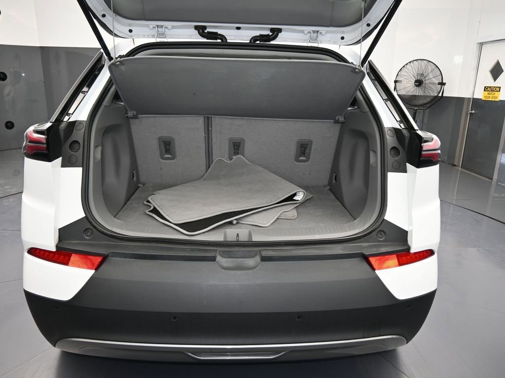 Used 2023 Chevrolet Bolt EUV Premier image 48