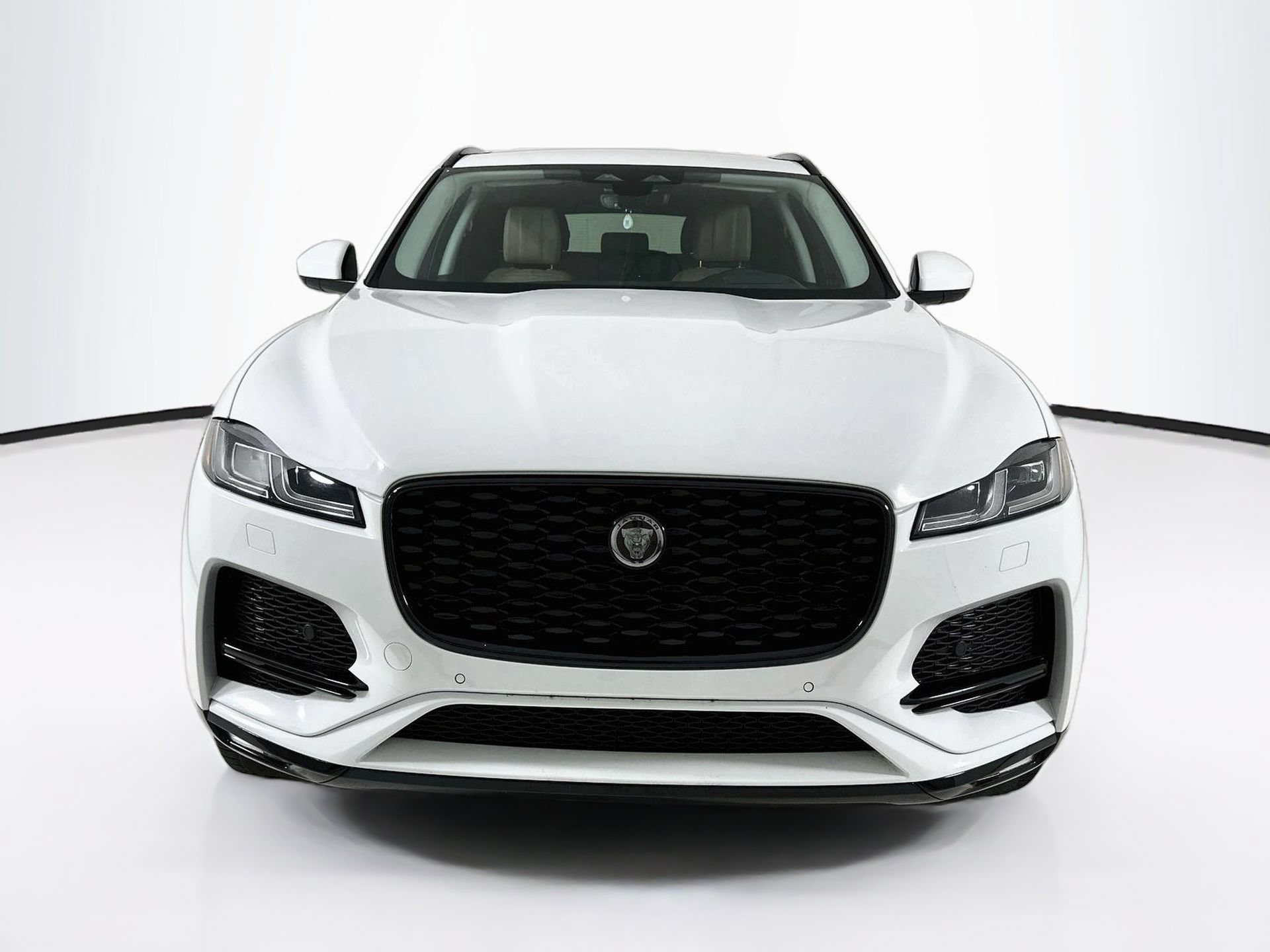 Used 2022 Jaguar F-PACE S AWD/4WD image 2