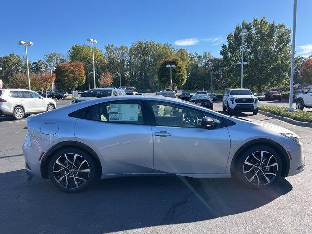 New 2026 Toyota Prius Plug-In Hybrid image 4