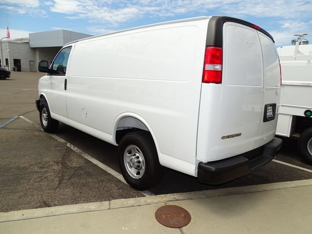 New 2026 Chevrolet Express 2500 w/ Driver Convenience Package RWD image 3