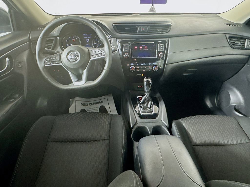 Used 2018 Nissan Rogue SV FWD image 25