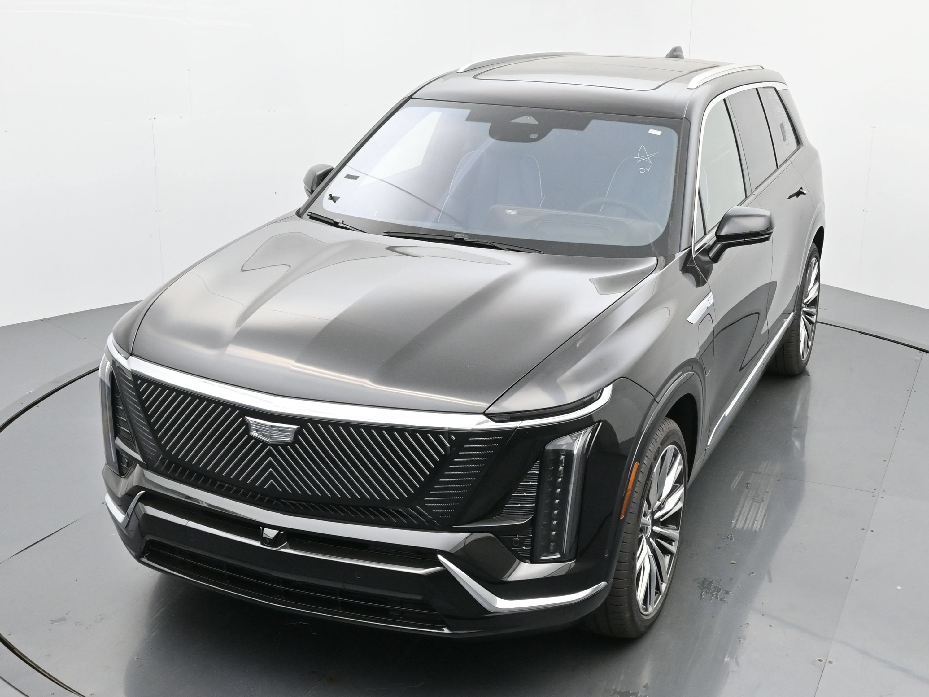 New 2026 Cadillac Vistiq Premium Luxury w/ LPO, Floor Liner Package AWD/4WD image 23