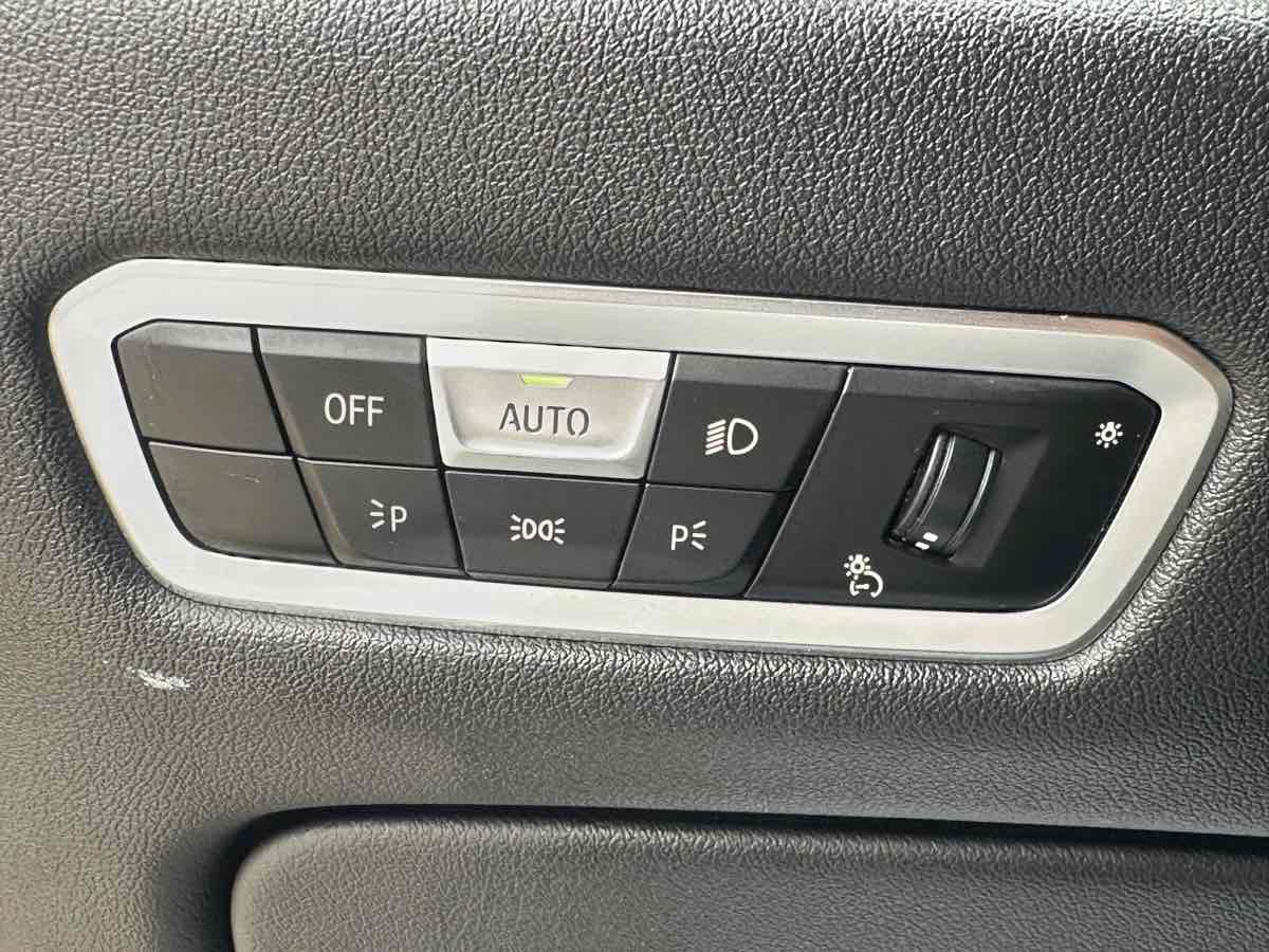 Used 2022 BMW X5 M50i w/ Premium Package AWD/4WD image 13