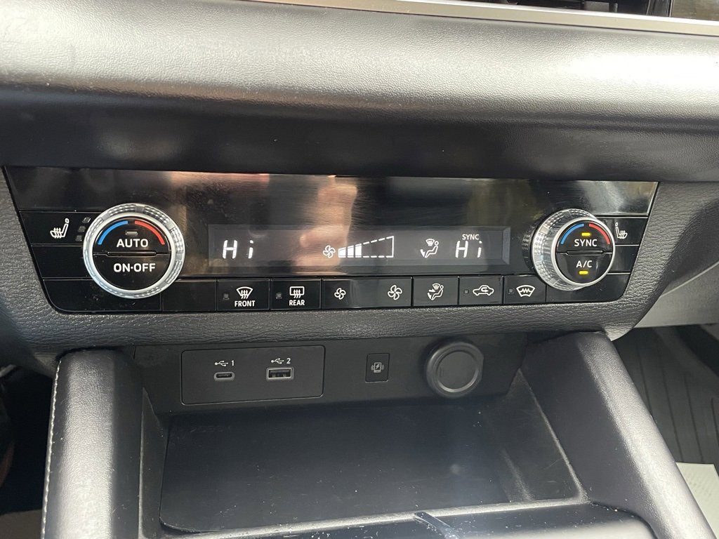 Used 2024 Mitsubishi Outlander SE image 36