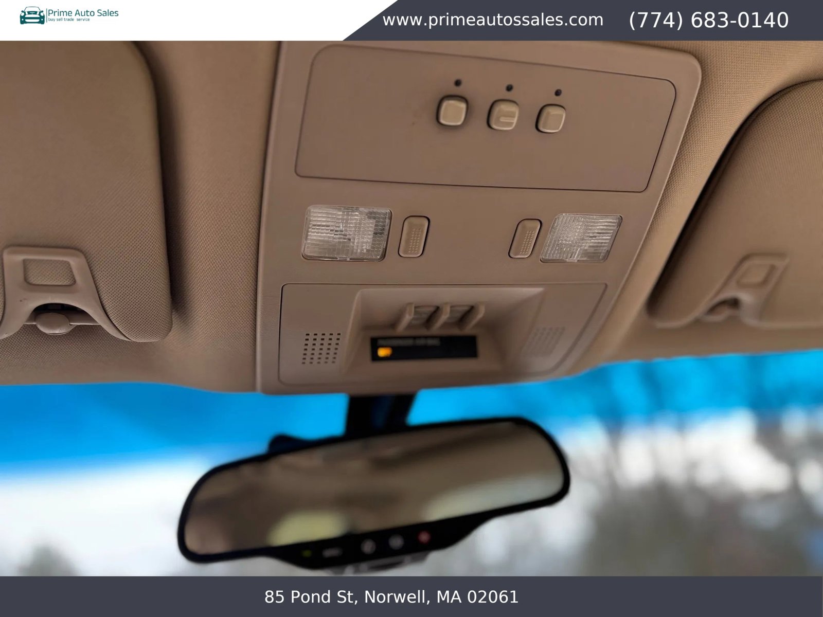 Used 2008 Cadillac STS AWD w/ Preferred Equipment Group image 19