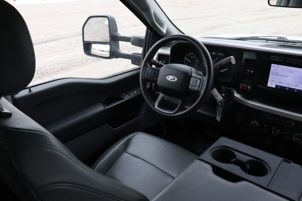 Used 2024 Ford F550 4x4 Crew Cab Super Duty image 11