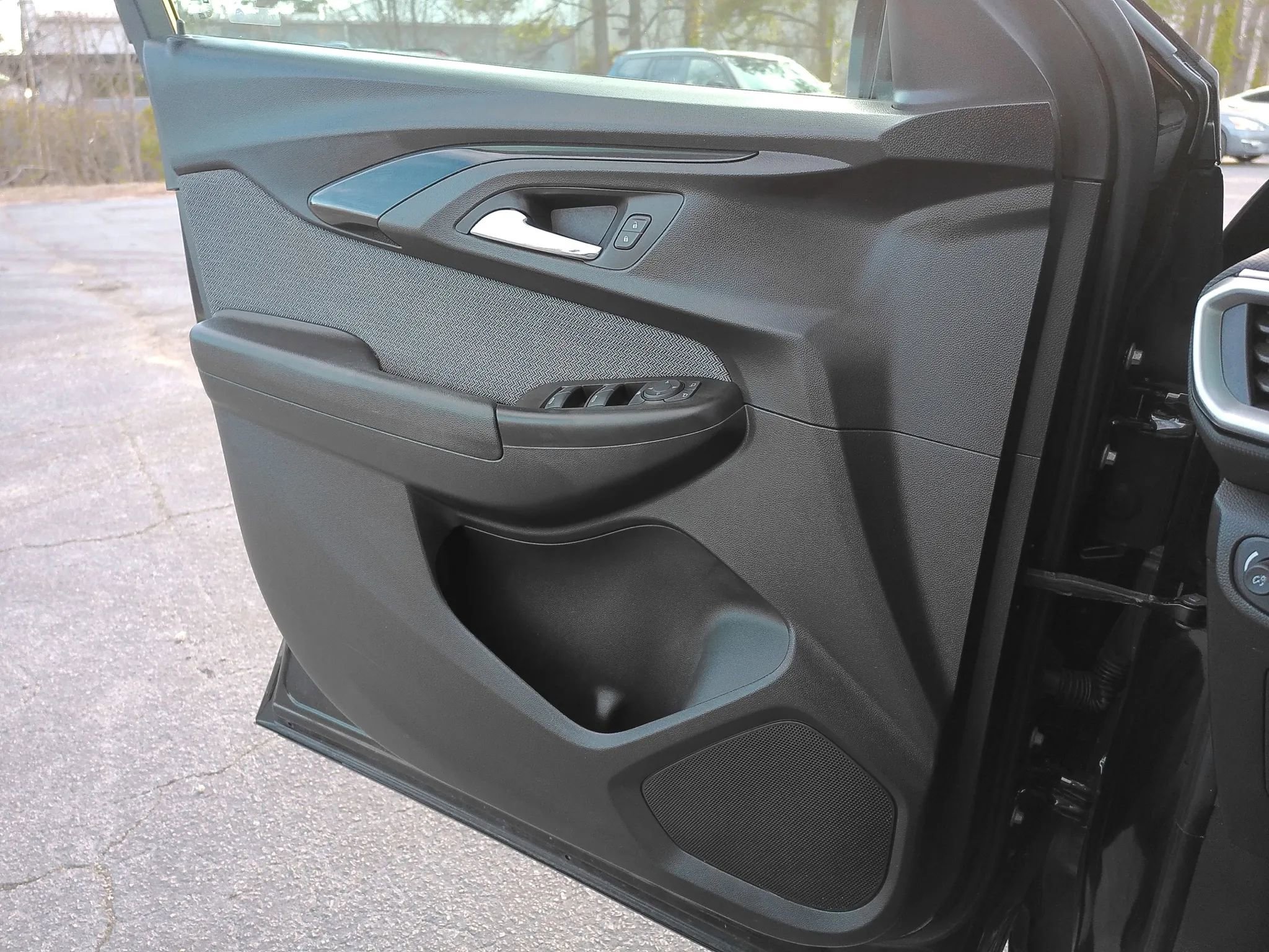 Used 2021 Chevrolet TrailBlazer LS image 22