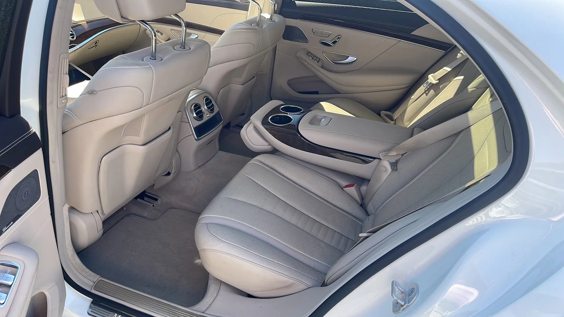 Used 2016 Mercedes-Benz S 550 4MATIC Sedan image 29
