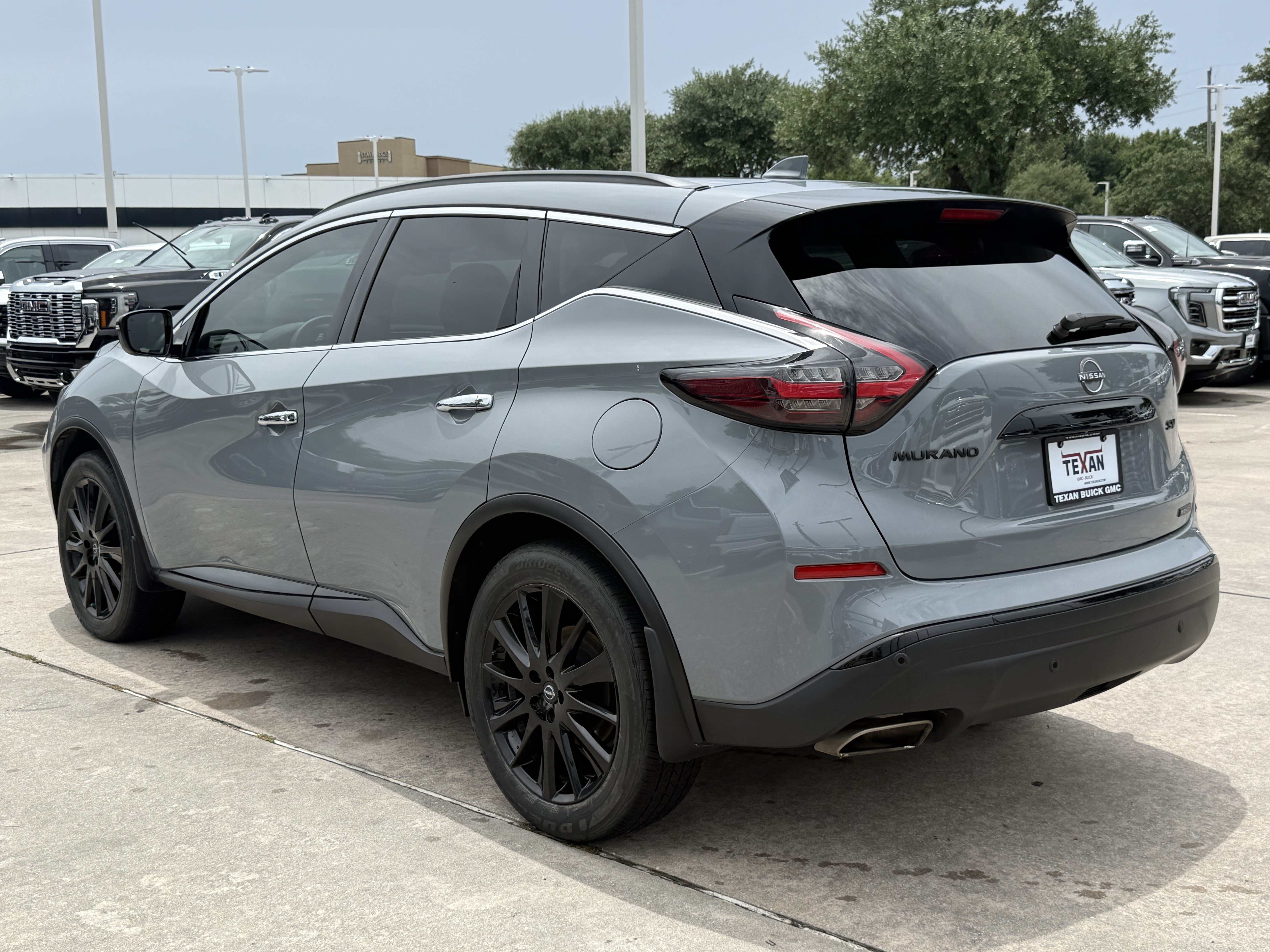 Used 2024 Nissan Murano SV w/ SV Midnight Edition Package FWD image 7