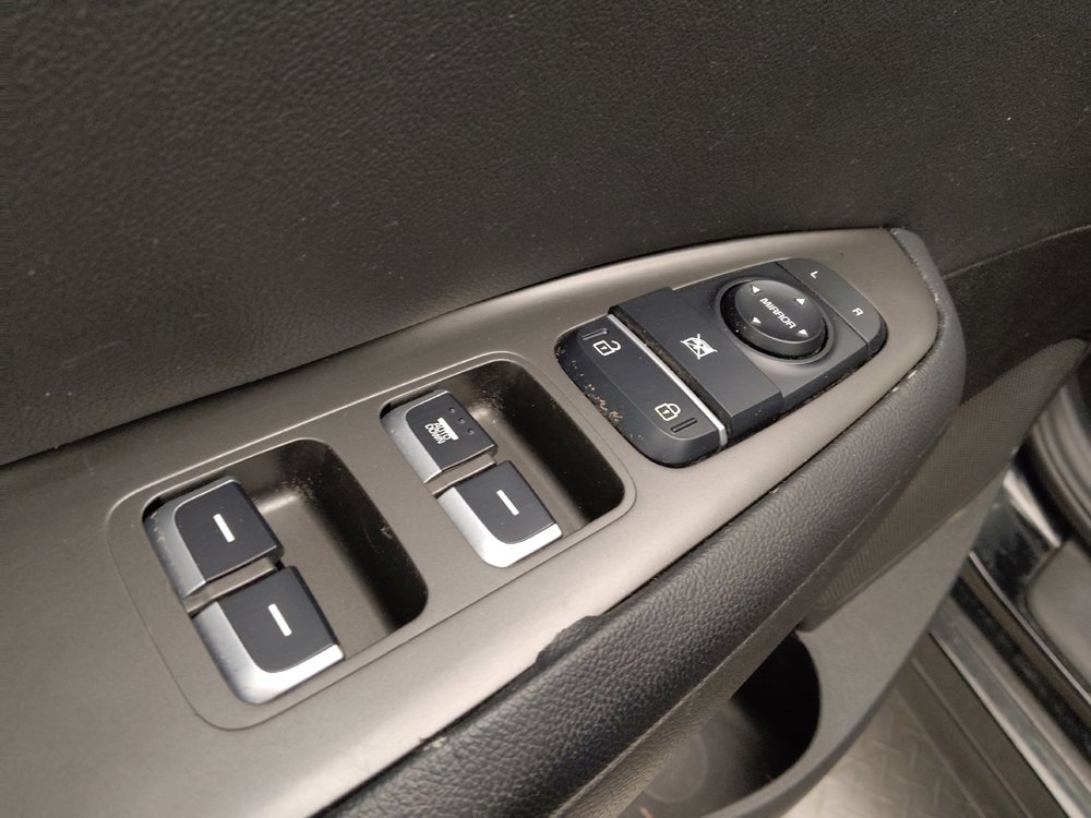 Used 2019 Kia Optima S image 27