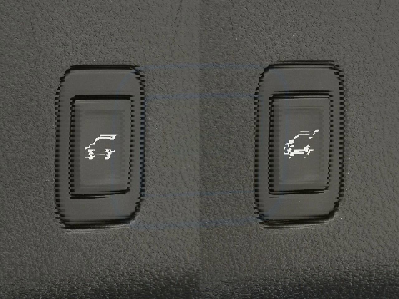 Used 2023 Cadillac Escalade ESV V w/ LPO, ONYX Package image 26