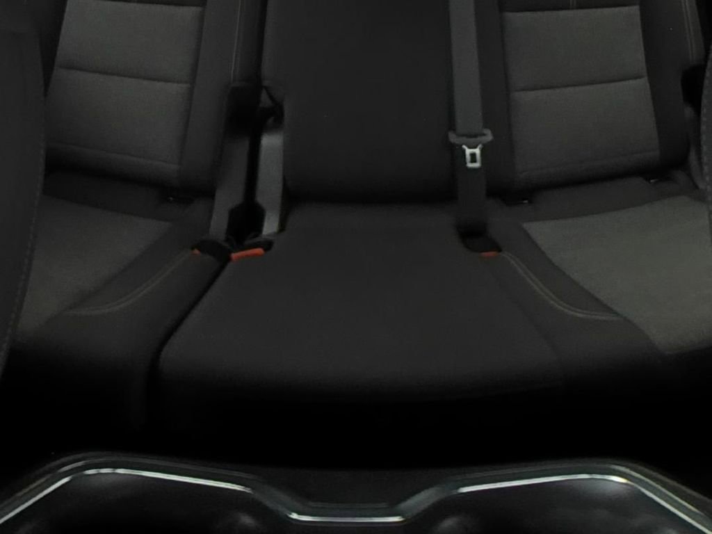 Certified 2025 GMC Acadia Elevation FWD image 16