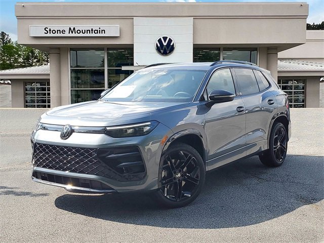 New 2025 Volkswagen Tiguan SE R-Line