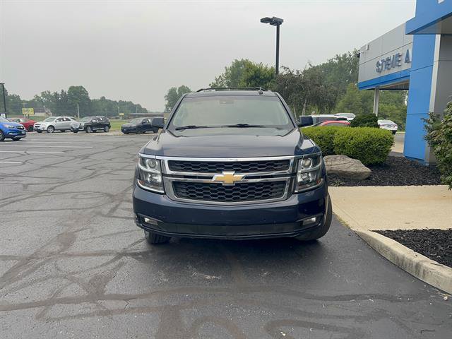 Used 2017 Chevrolet Tahoe LT w/ Luxury Package AWD/4WD image 3