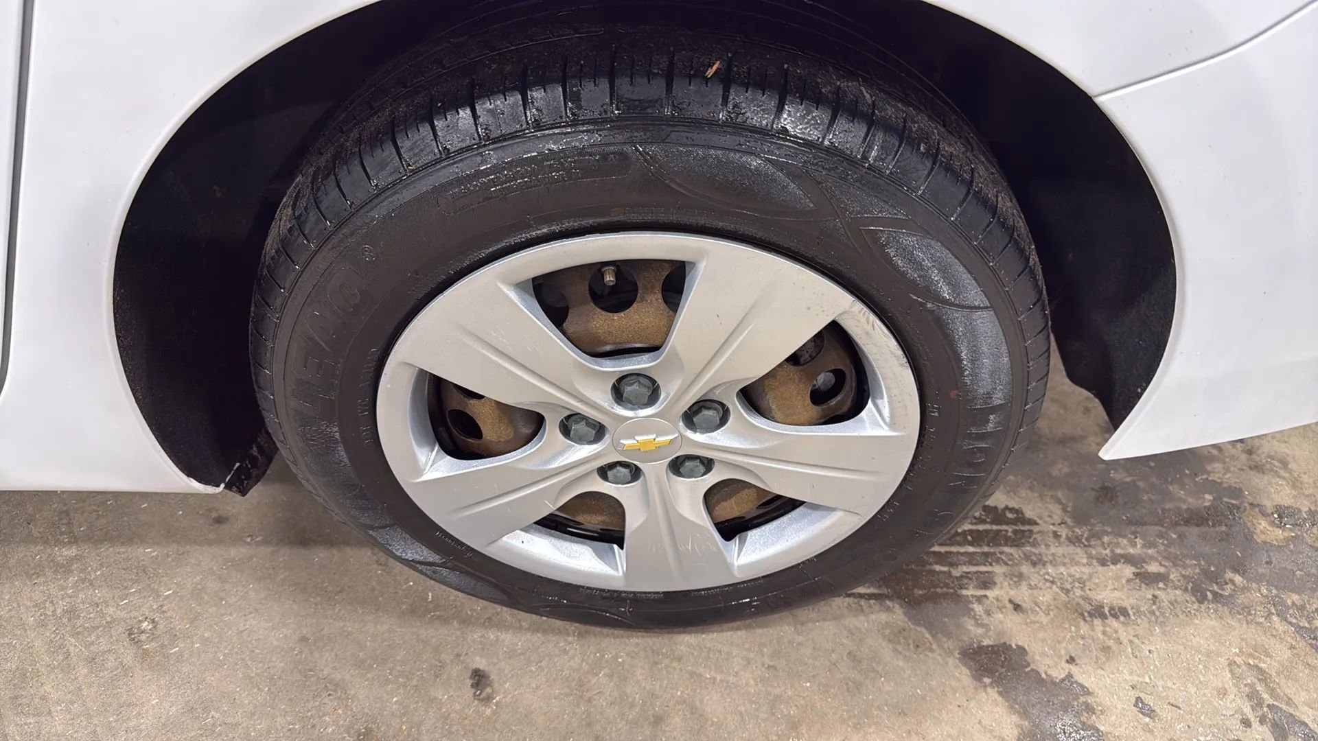 Used 2018 Chevrolet Cruze LS image 9