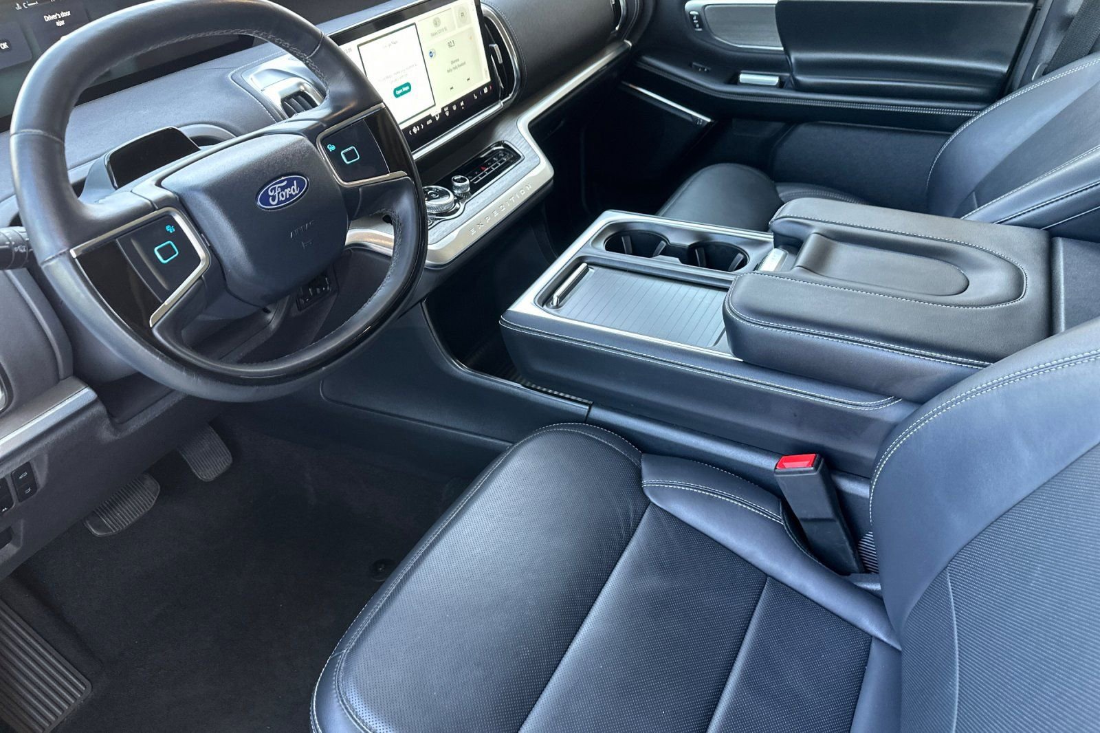 Used 2025 Ford Expedition Max Platinum image 10