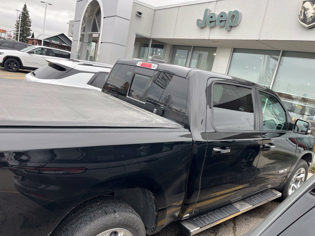 Used 2020 RAM 1500 Big Horn AWD/4WD image 8