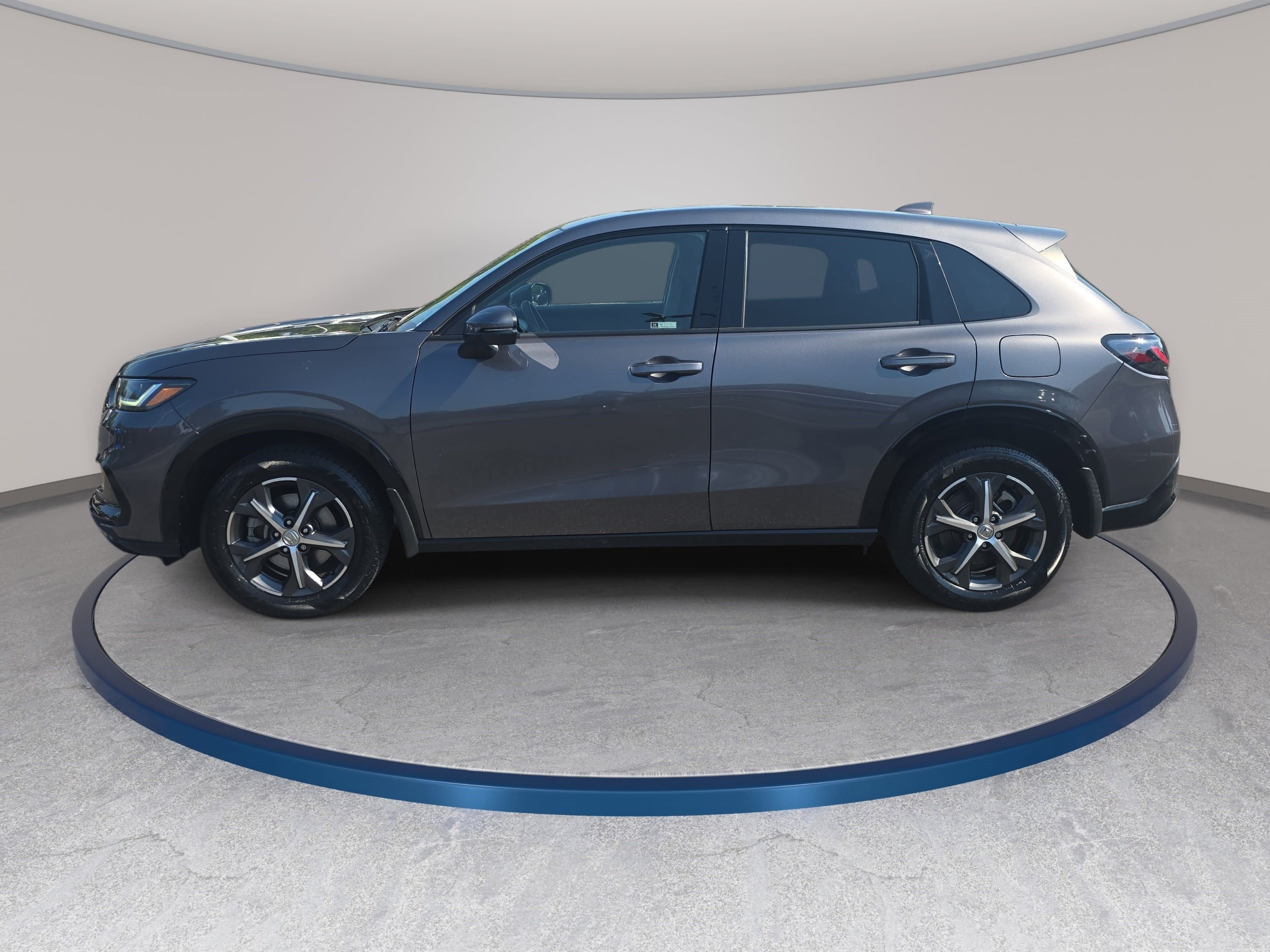 Used 2024 Honda HR-V EX-L image 8