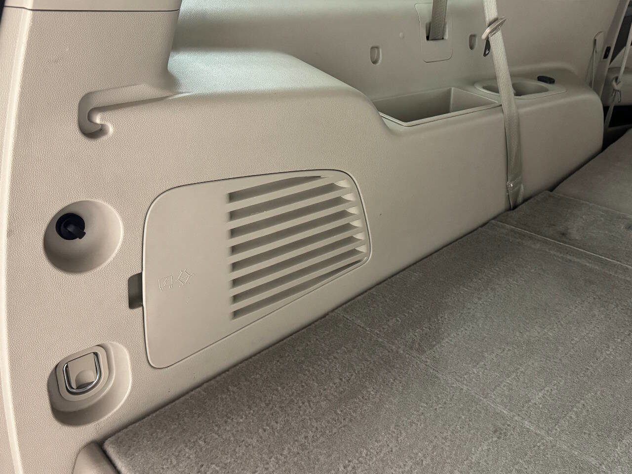 Used 2016 Cadillac Escalade ESV Premium AWD/4WD image 99