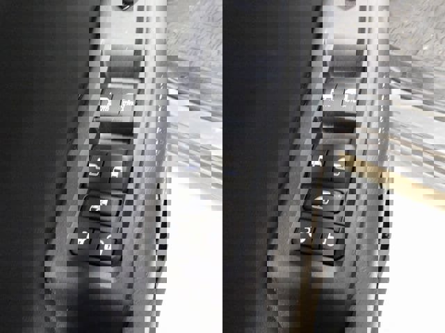 Used 2022 Jeep Grand Cherokee L Laredo image 21