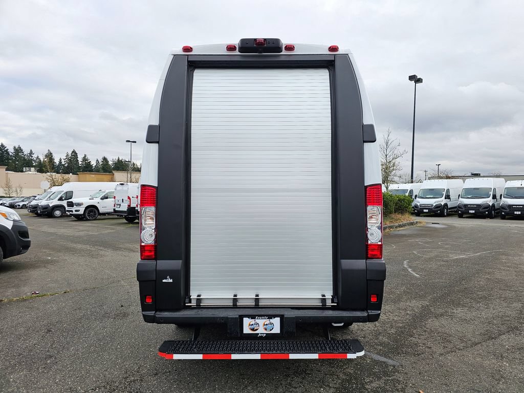 New 2024 RAM ProMaster 3500 w/ Delivery Van Package FWD image 5