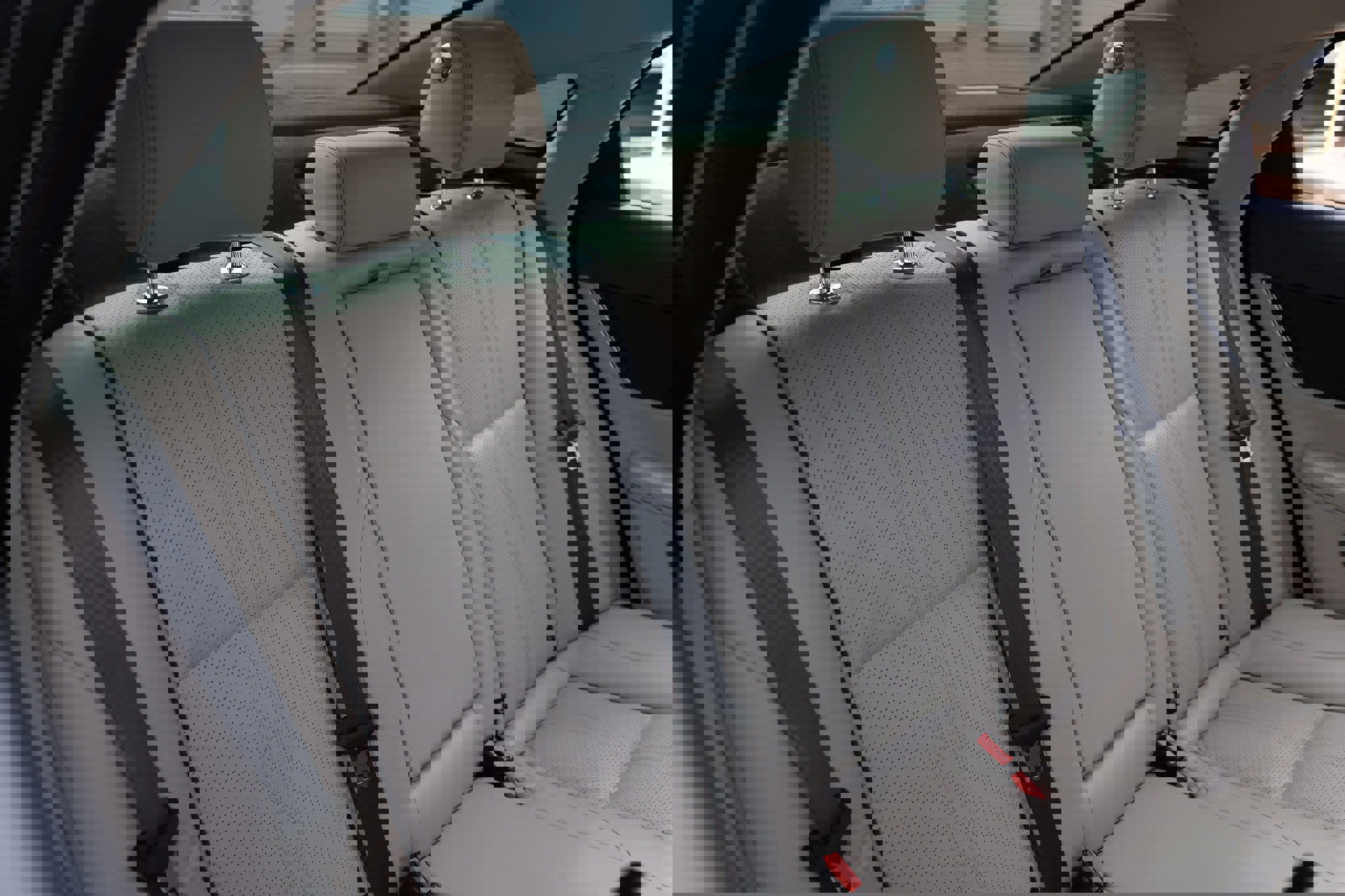 Used 2019 Jaguar XJ R-Sport image 17