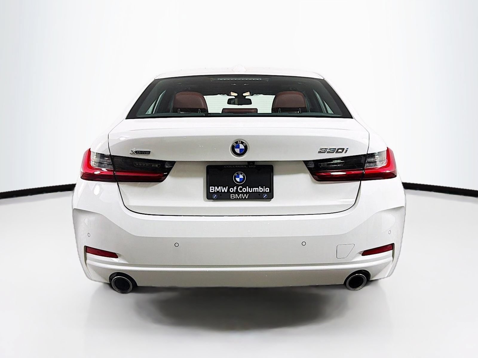 Used 2024 BMW 330i xDrive Sedan AWD/4WD image 6