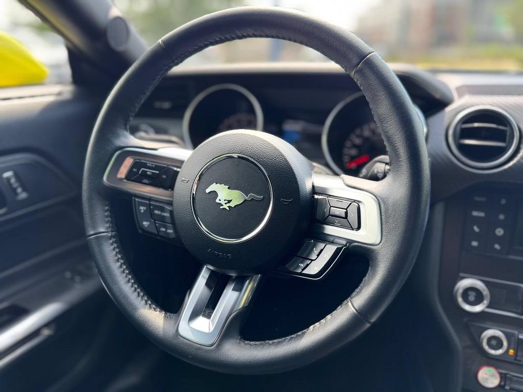 Used 2021 Ford Mustang Coupe RWD image 23