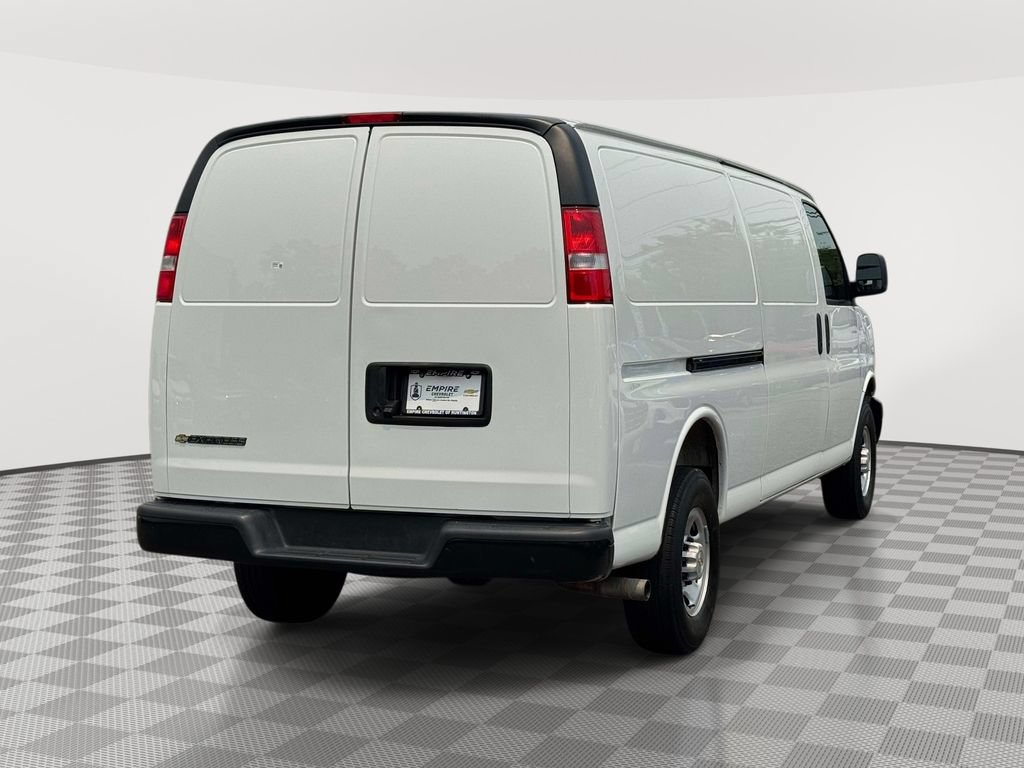 Used 2025 Chevrolet Express 2500 Extended w/ Driver Convenience Package RWD image 4