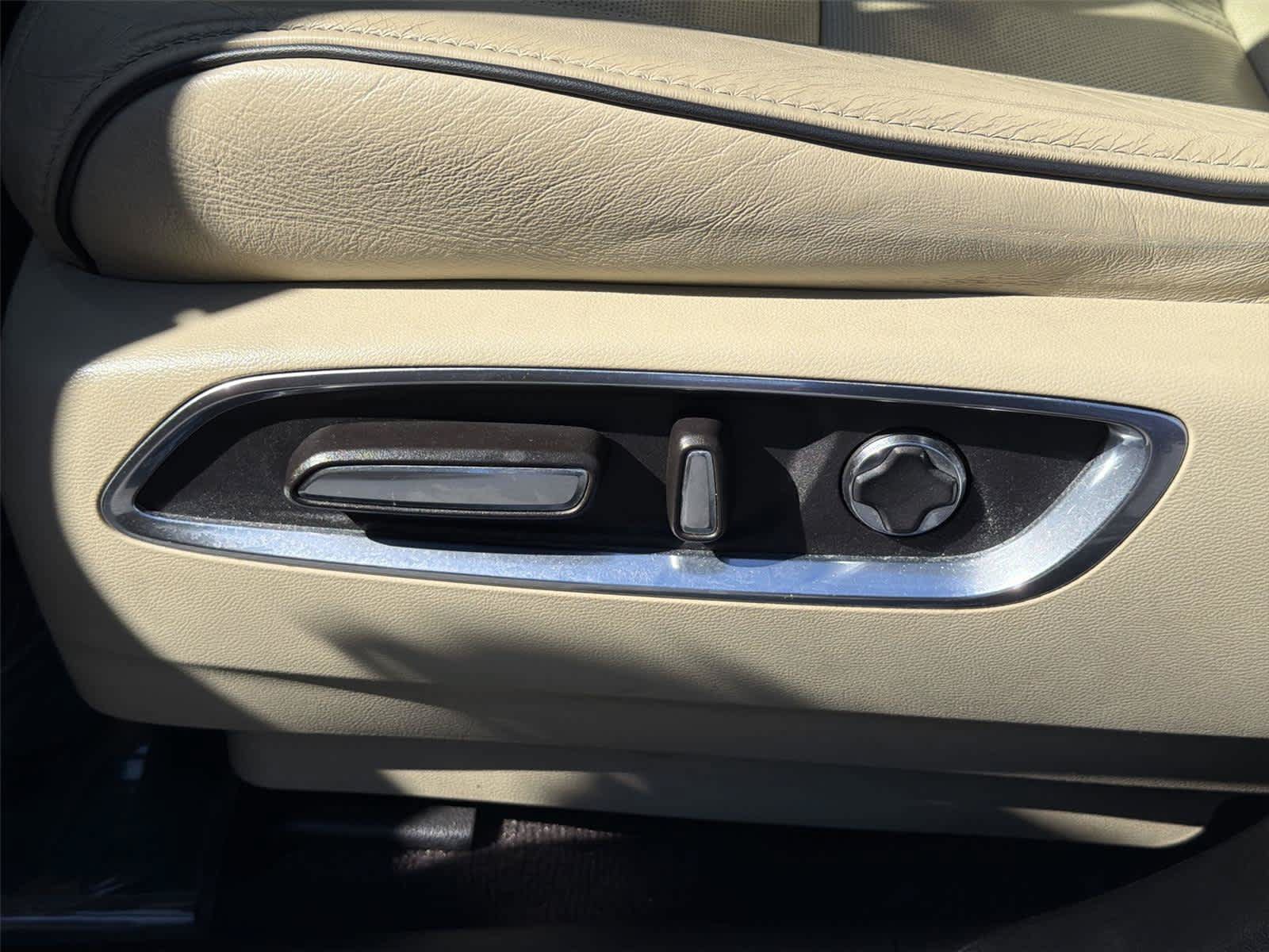 Used 2019 Acura MDX w/ Advance Package FWD image 24